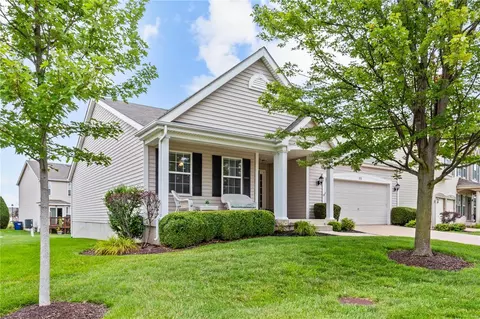 272 Greenshire Ln, Dardenne Prairie, MO 63368