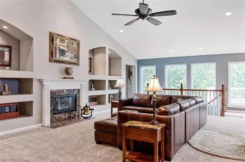 527 Meramec View Dr, Eureka, MO 63025 photo 4