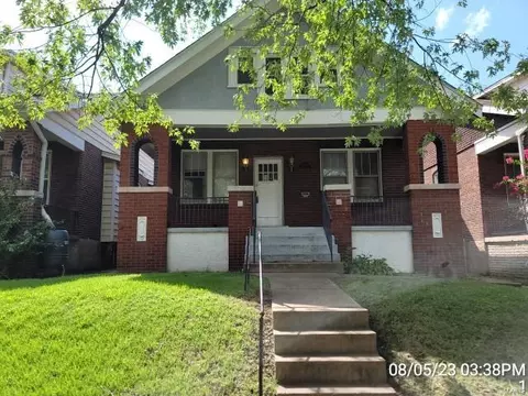 2631 Pennsylvania Ave, Saint Louis, MO 63118