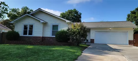 195 Driftwood Ln, Saint Peters, MO 63376