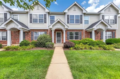 421 Wild Oak Dr, O'fallon, MO 63368