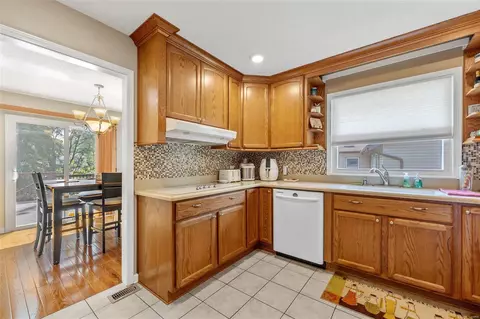 53 Westbrook Dr, O'fallon, MO 63366 photo 11