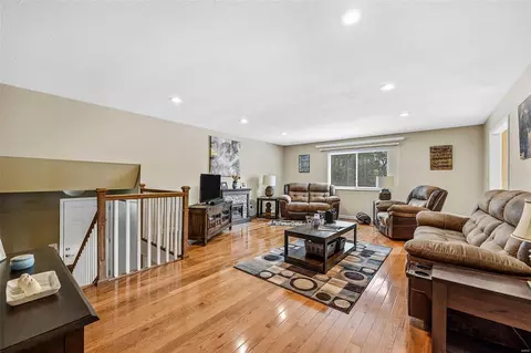 53 Westbrook Dr, O'fallon, MO 63366 photo 5