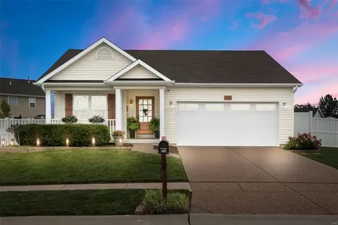 721 Julia Elizabeth Dr, Wentzville, MO 63385