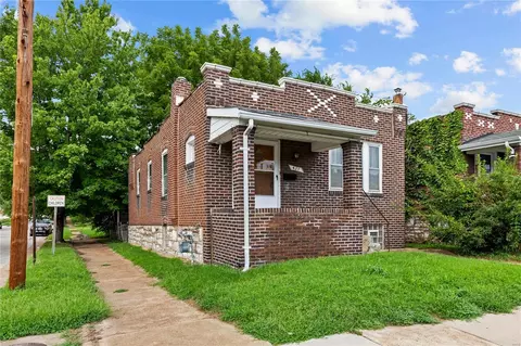 427 Fassen St, Saint Louis, MO 63111