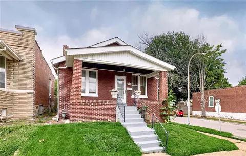4403 Neosho St, Saint Louis, MO 63116