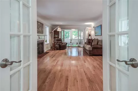 11 Highgate Rd, Olivette, MO 63132 photo 7