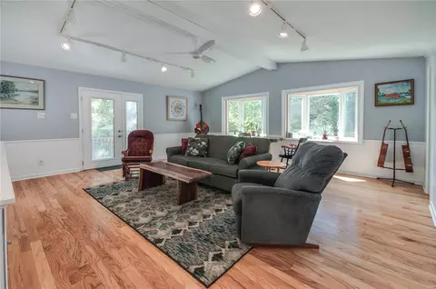 11 Highgate Rd, Olivette, MO 63132 photo 13