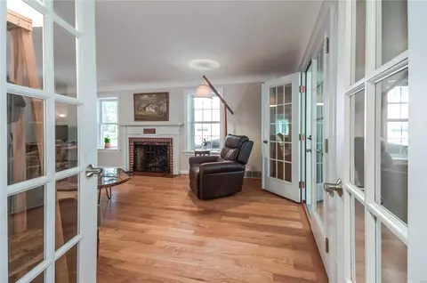 11 Highgate Rd, Olivette, MO 63132 photo 8