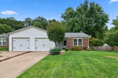 5 Laura Ct, Saint Peters, MO 63376 photo 20