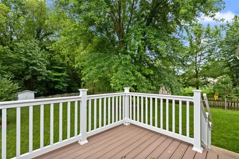 5 Laura Ct, Saint Peters, MO 63376 photo 16