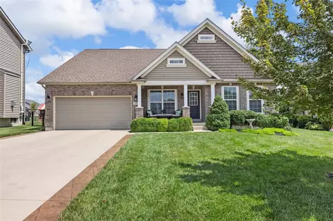 22 Country Pines Ct, Lake Saint Louis, MO 63367