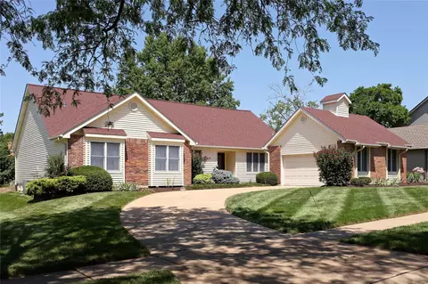 14637 Oak Orchard Ct, Chesterfield, MO 63017