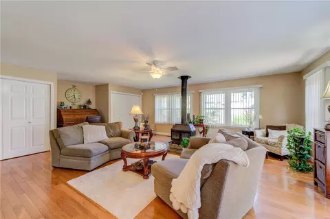 2808 Olde Gloucester Dr, Saint Charles, MO 63301 photo 10