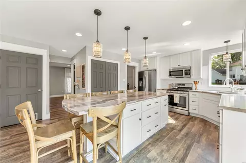 2180 Spring Wagon Ln, O'fallon, MO 63368 photo 3