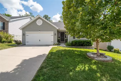446 Peruque Hills Pkwy, Wentzville, MO 63385