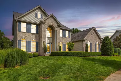417 Equestrian Pointe Ct, Chesterfield, MO 63005