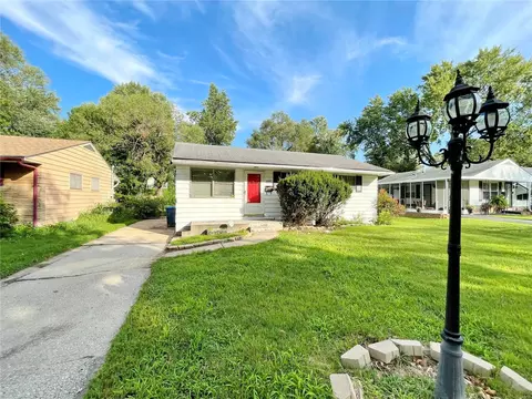10640 Glen Garry Rd, Saint Louis, MO 63137