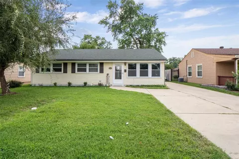 4124 Carondelet Blvd, Saint Louis, MO 63123