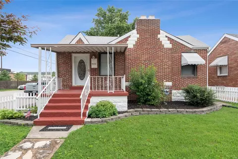 721 Horn Ave, Saint Louis, MO 63125