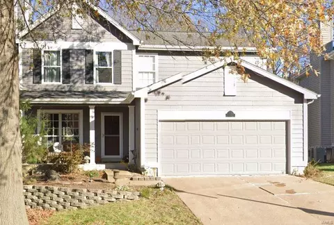 1856 Strawberry Ridge Dr, Ballwin, MO 63021