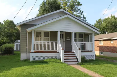 9703 Holtwood Rd, Saint Louis, MO 63114