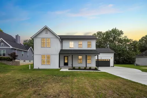 28 Millwell Dr, Maryland Heights, MO 63043