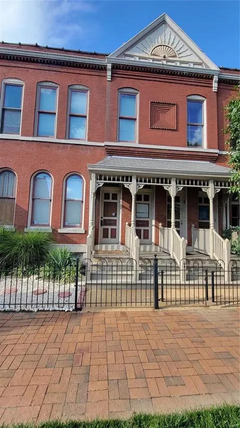 2317 Hickory St #17A, Saint Louis, MO 63104