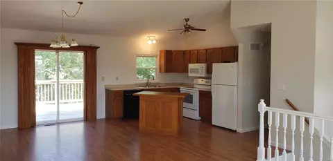 24 W Park Dr, O'fallon, MO 63366 photo 5