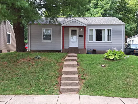 9666 Margo Ann Ln, Woodson Terrace, MO 63134