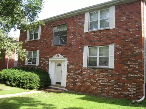 10023 Willdan Dr, Saint Louis, MO 63123