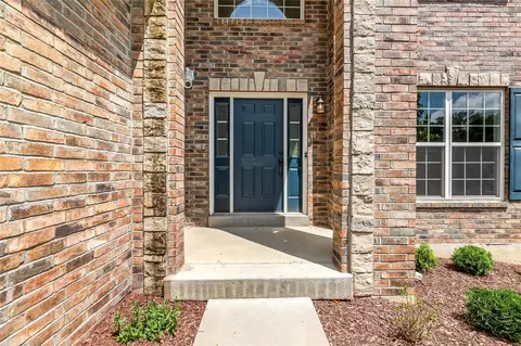 5072 Eagle Wing Ct, Eureka, MO 63025 photo 2