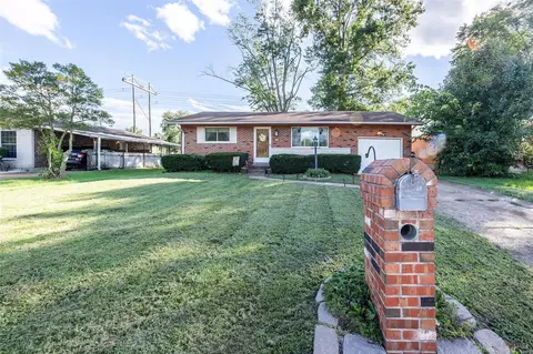 3336 Causeway Dr, Arnold, MO 63010 photo 1