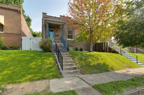 4421 Gannett St, Saint Louis, MO 63116