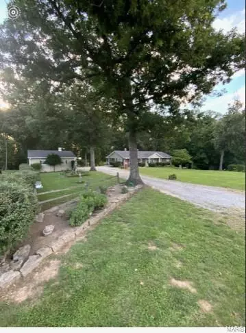 2050 Saint Peters Howell Rd, Saint Peters, MO 63376