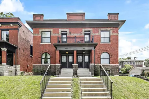 3892 Utah Pl, Saint Louis, MO 63116