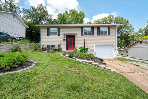 61 Boyd Ave, Valley Park, MO 63088