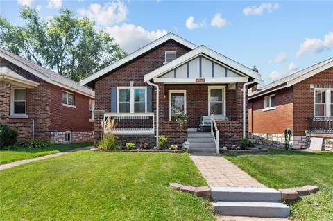 4264 Gertrude Ave, Saint Louis, MO 63116