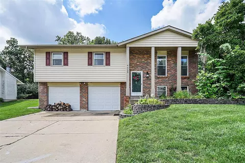 4668 Shoshone Trl, Saint Charles, MO 63304