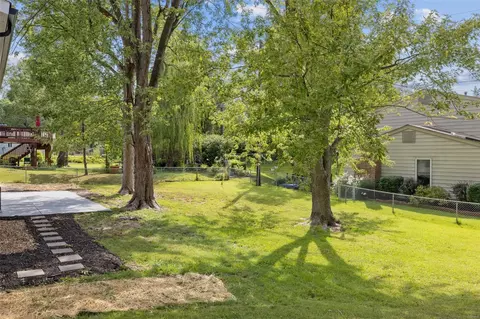 811 Sherwick, Manchester, MO 63021 photo 28