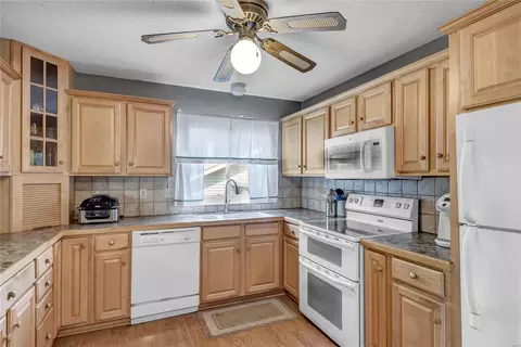 355 Windyoak Dr, Ballwin, MO 63021 photo 8