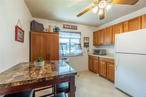 8024 Acorn Ave, Affton, MO 63123 photo 7