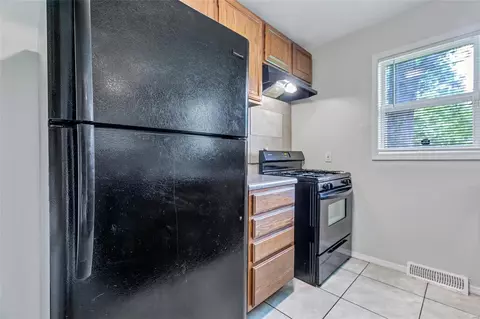 11146 Ebert Dr, Saint Louis, MO 63136 photo 9