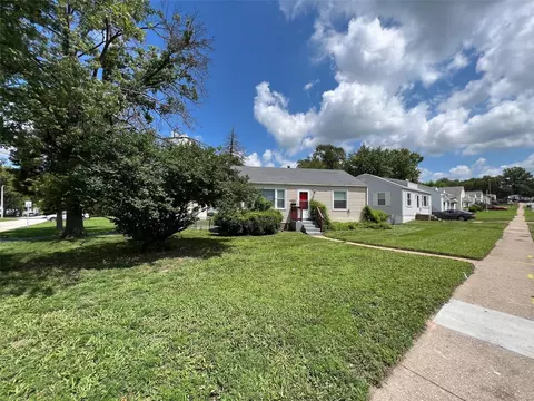 8151 Airport Rd, Berkeley, MO 63134 photo 4