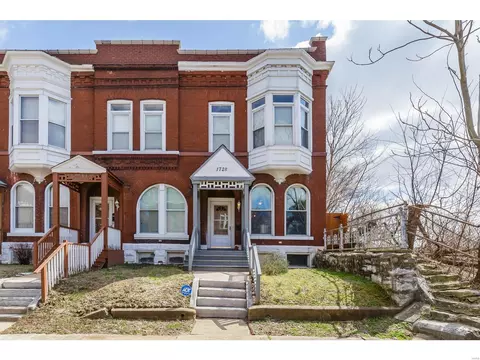 1728 Oregon Pl, Saint Louis, MO 63104