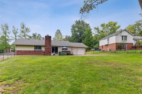 492 Maymont Dr, Ballwin, MO 63011 photo 17