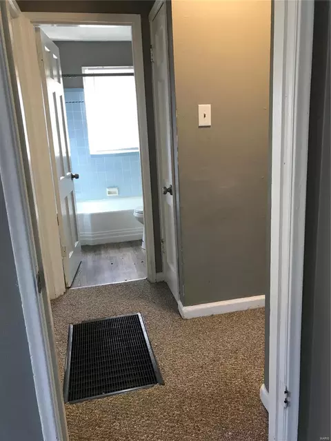 8264 Fay Dr, Berkeley, MO 63134 photo 13
