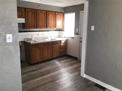 8264 Fay Dr, Berkeley, MO 63134 photo 7