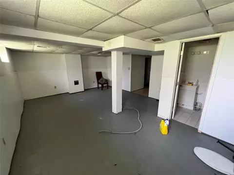 8264 Fay Dr, Berkeley, MO 63134 photo 14
