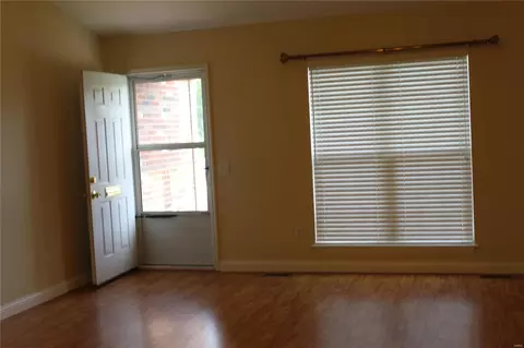 3144 Denmark Dr, Bridgeton, MO 63044 photo 4